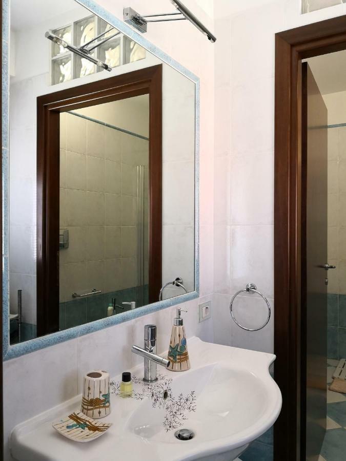 You Welcome Apt Apartment Elmas Luaran gambar